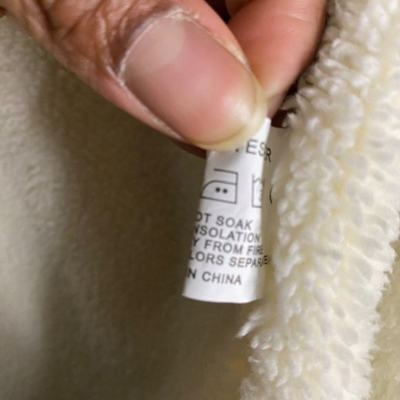 VALHYR Men's Patterned Faux Sherling Full Zip Hooded Jacket - Picture 9 of 10